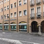 Отель Hotel Centrale 3*