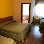 Hotel Centrale Отель