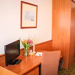 Hotel Centrale 3* Эсте