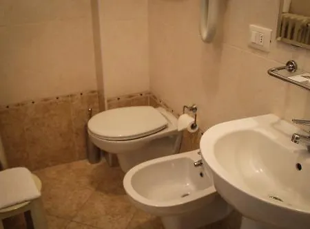 Ξενοδοχείο Hotel Centrale 3*