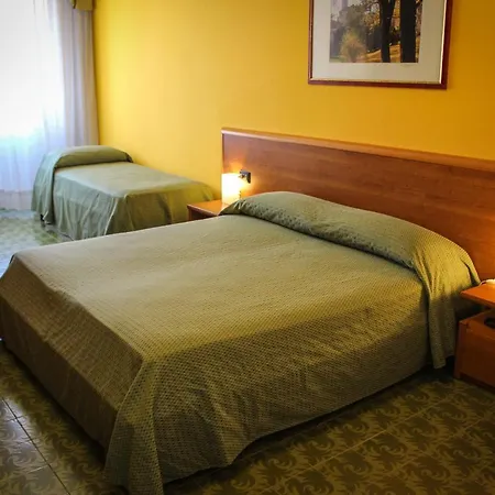 Hotel Centrale Ξενοδοχείο Este