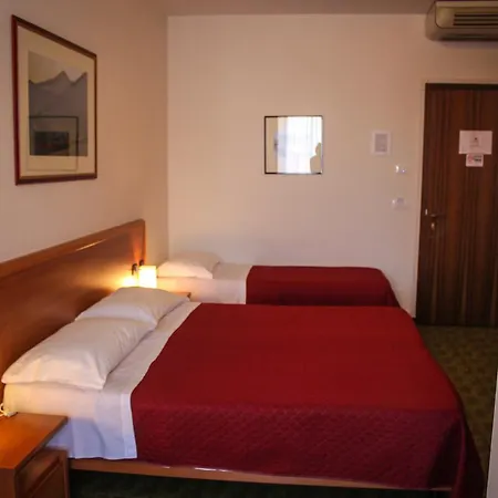 酒店 Hotel Centrale