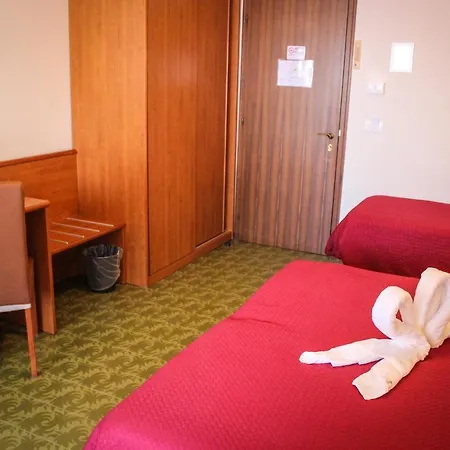 Hotel Centrale 酒店 埃斯泰