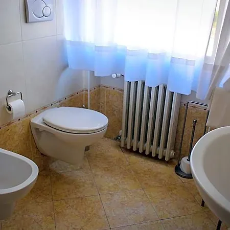 Hotel Centrale 3* Este