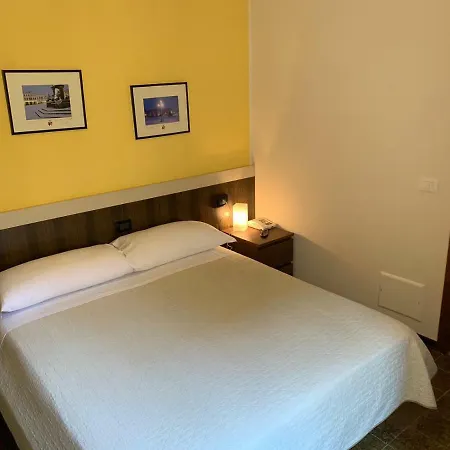 Hotel Centrale Hotel 3*