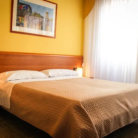 Szálloda Hotel Centrale 3*